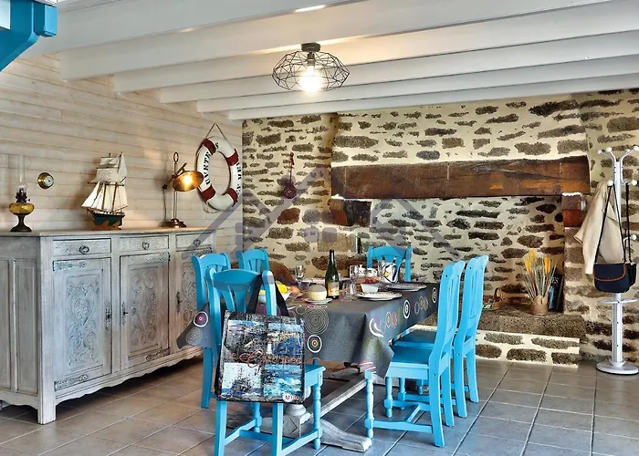 Localise - M3A La Maison Du Pecheur Au Guilvinec - Chambres Vue Mer - A 20M De La Mer Situee A La Pointe De Men Meur - Tout A Pied, Plage, Port, Centre, Commerces, Marche - Wifi Inclus - Linge De Lit Inclus - Jardin Clos - En Option , Menage Et Servi