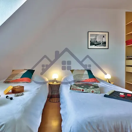 La Maison Du Pecheur: Seaside Retreat with Garden and Wi-Fi Guilvinec Exterior photo