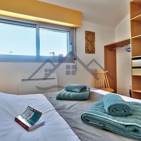 La Maison Du Pecheur: Seaside Retreat with Garden and Wi-Fi Guilvinec Exterior photo